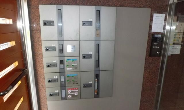 1K Apartment for Rent in Urayasu, Chiba - 27.42 sqm - Thumbnail 3