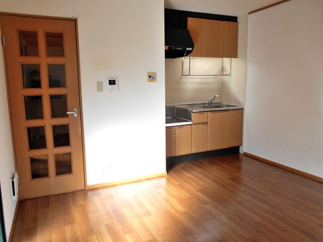 2DK Terrace House for Rent in Sagamiohno, Sagamihara - Thumbnail 3
