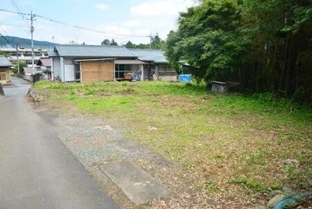 405 Tsubo Sloping Land for Sale in Chichibu, Saitama - Thumbnail 4