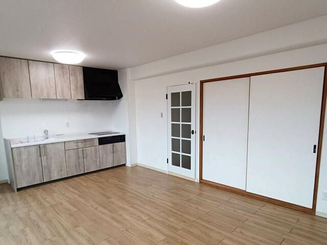 Renovated 3LDK Apartment for Sale in Matsumoto, Nagano - Thumbnail 3