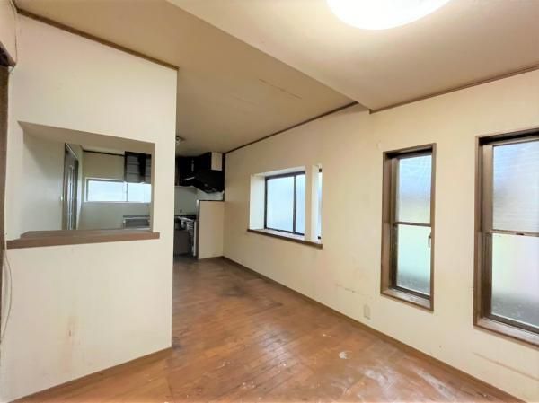 4LDK Corner Lot House for Sale in Sakai City, Fukui - Thumbnail 2