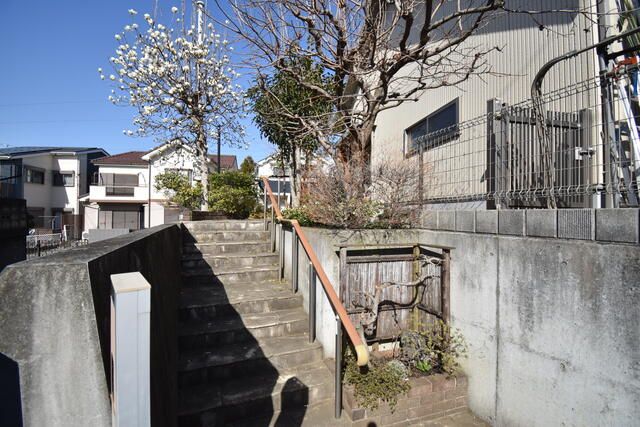 2SLDK Detached House for Sale in Machida, Tokyo - Thumbnail 3