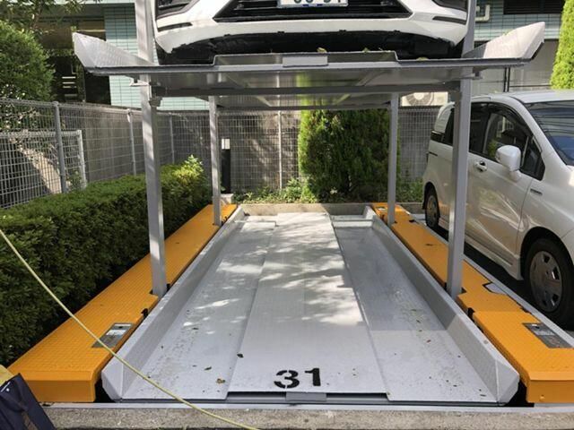 Verve Toyocho Medium Roll-Roof Parking Space for Rent in Tokyo - Thumbnail 4