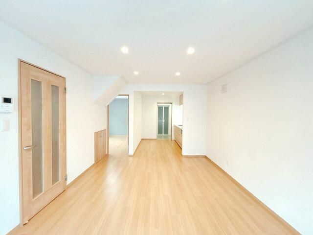 Renovated 3LDK House in Sapporo Teine with 3 Parking Spaces - Thumbnail 4