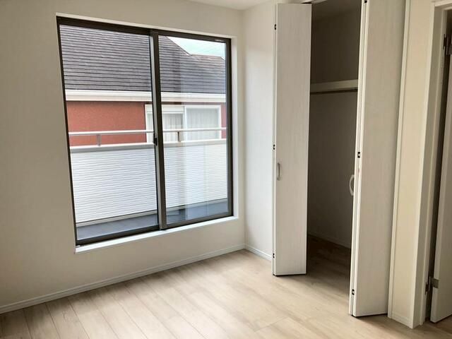 New 4LDK House in Ikeda, Osaka | 2025 Build with Parking - Thumbnail 3