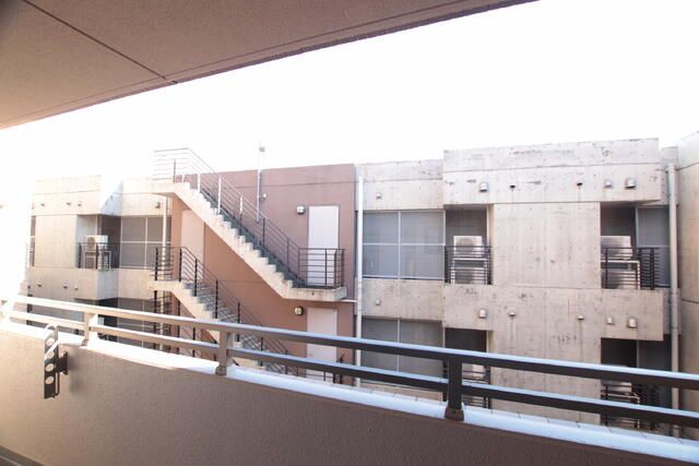 2LDK Apartment for Rent in Takatsu Ward, Kawasaki City - Thumbnail 3