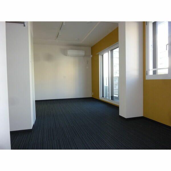 HOPE Stage Kitakan Commercial Space for Rent in Sapporo - Thumbnail 2