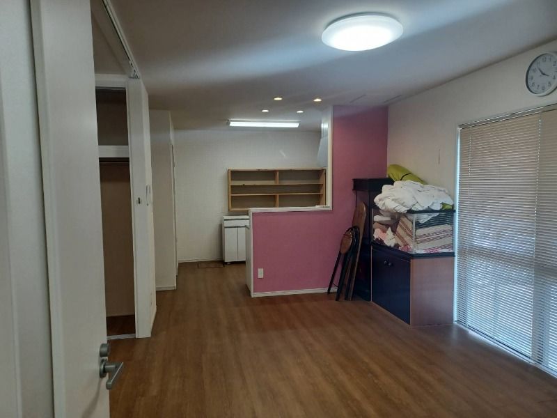 Spacious 4LDK Detached House for Two Generations in Naha, Okinawa - Image 22