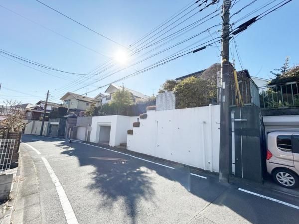 331.81 sqm Land for Sale in Tama City, Tokyo - Prime Residential Plot - Thumbnail 4