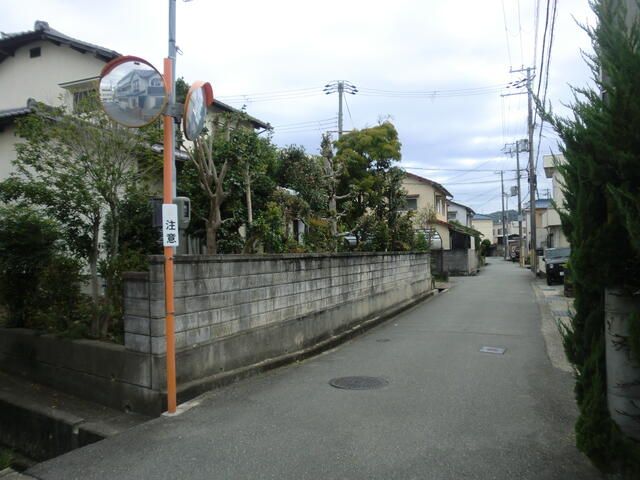5DK Detached House on Corner Lot in Himeji, Hyogo - Thumbnail 2