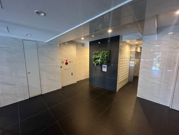 1K Condominium in Nerima-ku, Tokyo for Sale - Thumbnail 3