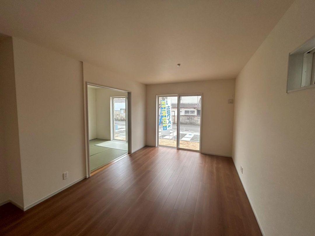 New 4LDK House in Kasaoka, Okayama with 3 Parking Spaces - Thumbnail 3