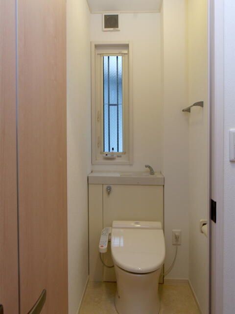 2LDK Terrace House Near Kaisei Station, Kanagawa – 54 m² - Thumbnail 4