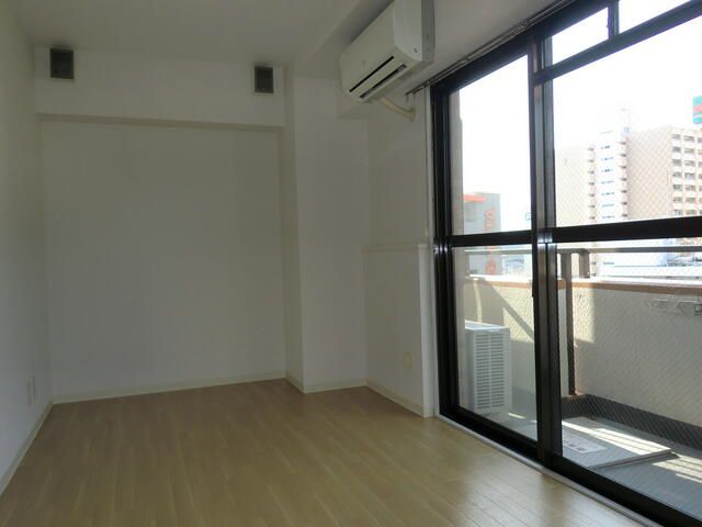 Studio Apartment for Sale in Minami Ward, Yokohama - 17.86 sqm - Thumbnail 4