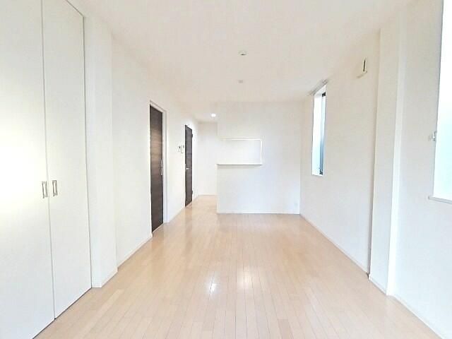 1LDK Apartment for Rent in Urawa, Saitama - Modern Amenities - Thumbnail 4
