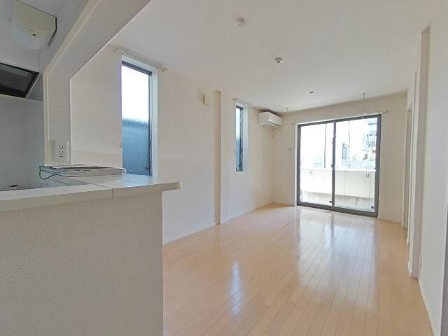 1LDK Apartment for Rent in Urawa, Saitama - Modern Amenities - Thumbnail 3