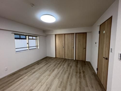 2LDK Apartment for Rent near Kumegawa Station, Higashimurayama - Thumbnail 3