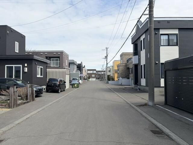 4LDK Detached House with Garden in Kita Ward, Sapporo - Thumbnail 4