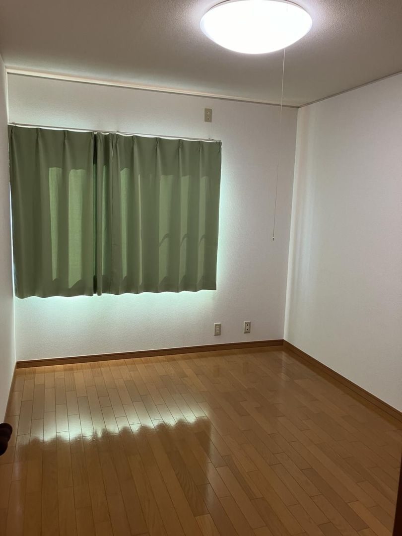 2LDK Apartment for Rent in Kanazawa, Ishikawa - 50.62 sqm - Thumbnail 2