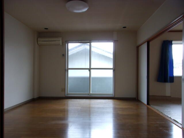 3DK Apartment for Rent in Iwaki City, Fukushima - 59.03 sqm - Thumbnail 2