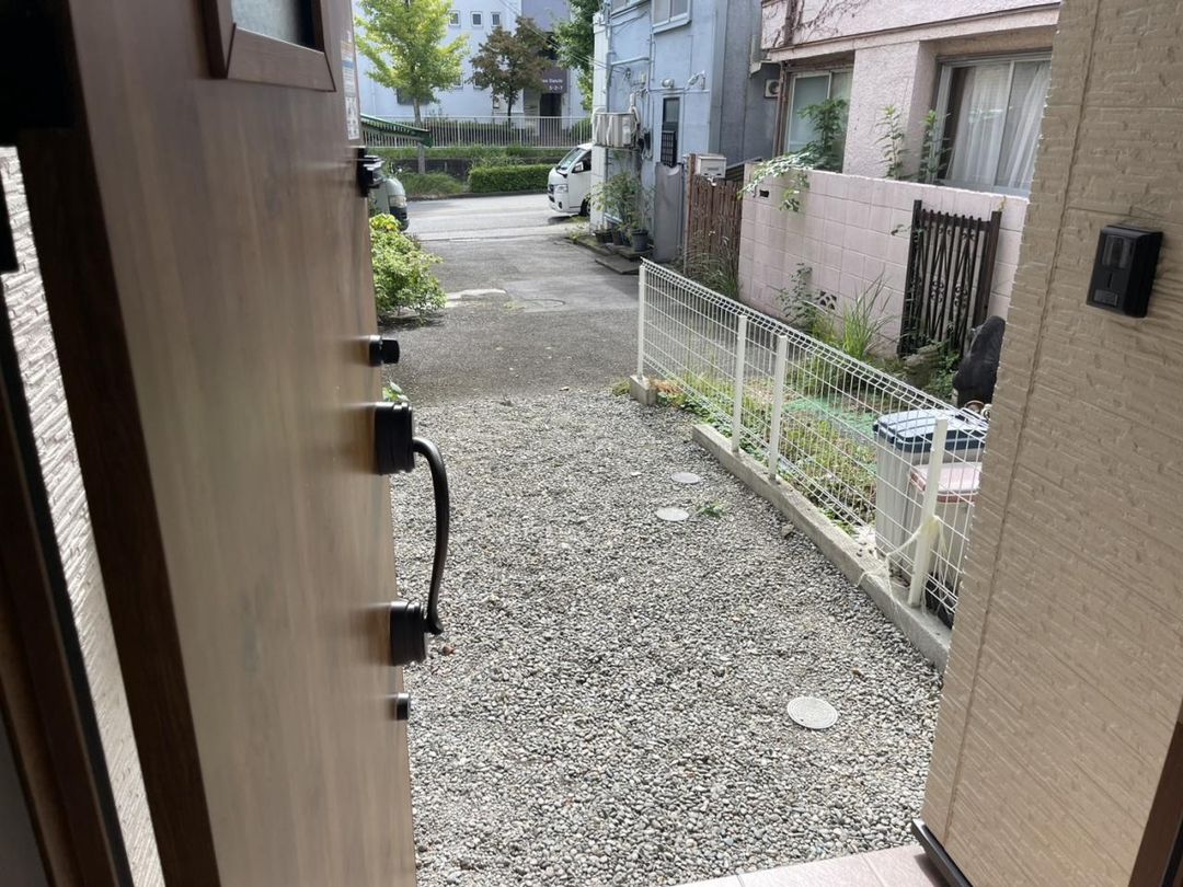 Modern 2LDK House for Rent in Machida, Tokyo - Thumbnail 3
