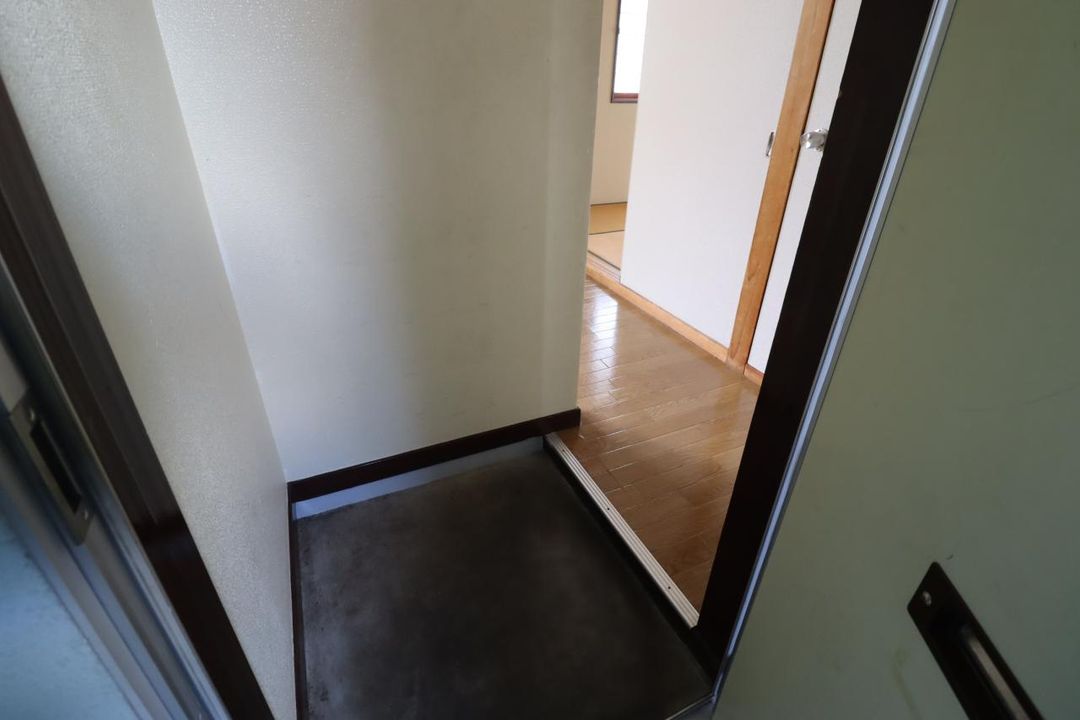 2LDK Apartment for Rent in Aizu-Wakamatsu, Fukushima - Thumbnail 2