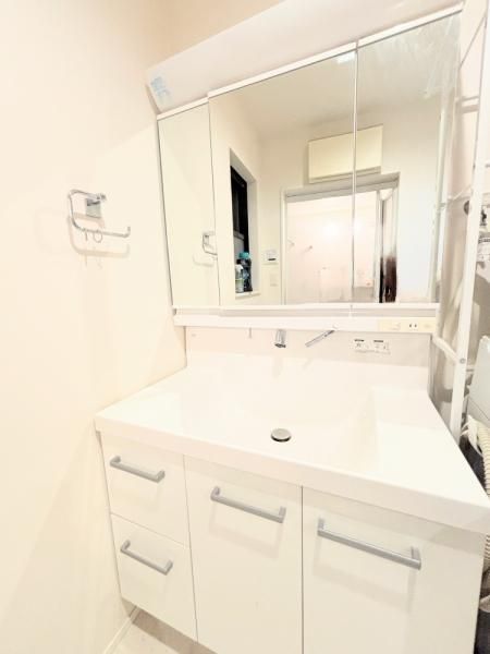 2019-Built 4LDK House for Sale in Kawaguchi, Saitama - Thumbnail 4