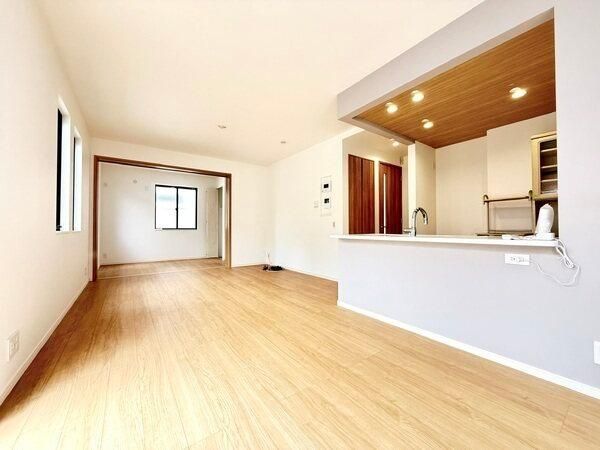 4SLDK Detached House for Sale in Inage Kaigan, Chiba - Thumbnail 4