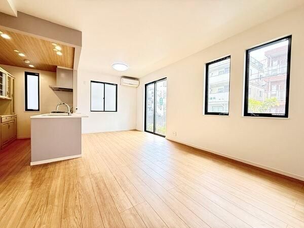 4SLDK Detached House for Sale in Inage Kaigan, Chiba - Thumbnail 3