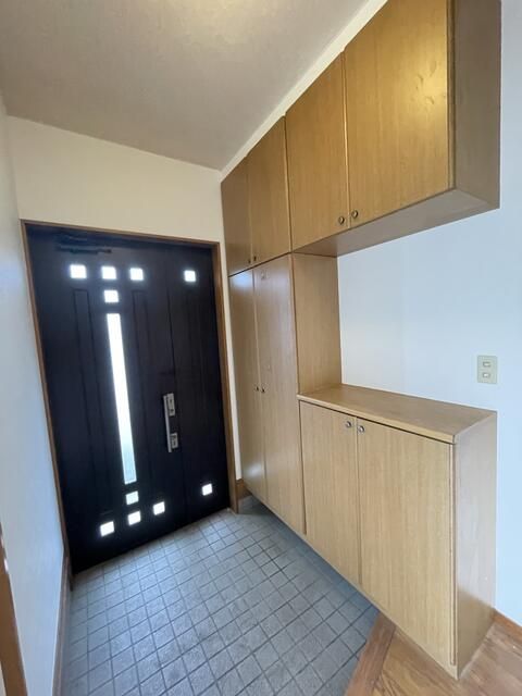 5LDK House for Rent in Fujisawa, Kanagawa - 106.4 sqm - Thumbnail 2