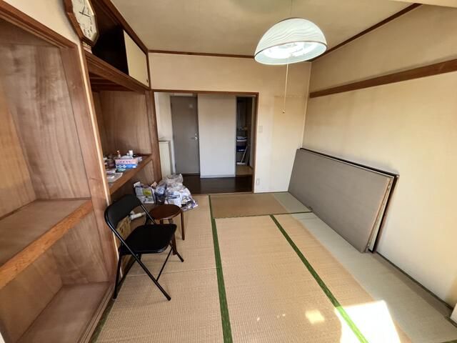 2DK Apartment for Rent in Tsurumi-ku, Yokohama, Kanagawa - Thumbnail 4