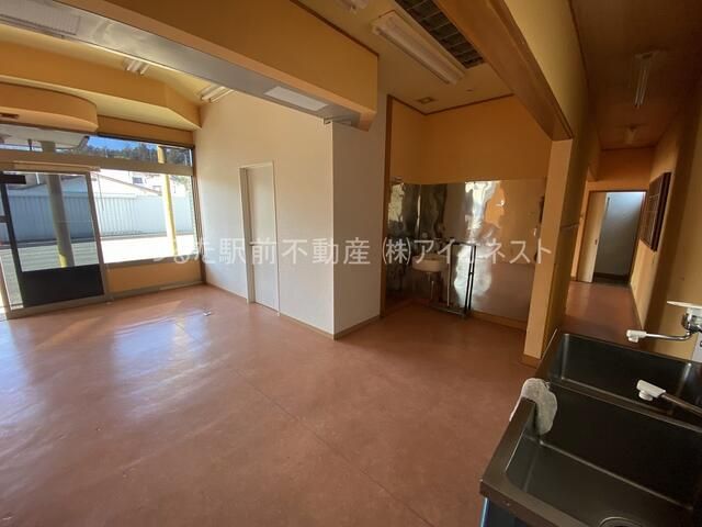 Commercial Property for Sale in Kanuma, Tochigi - Thumbnail 4
