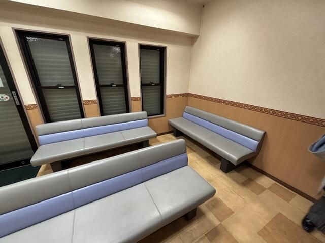 92.76 sqm Commercial Office/Retail Space for Rent in Yokohama - Thumbnail 3