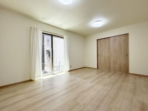 New 4LDK Detached House in Saitama City, Sakura-ku - Thumbnail 3