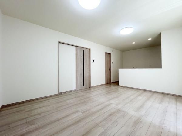 New 4LDK Detached House in Saitama City, Sakura-ku - Thumbnail 2