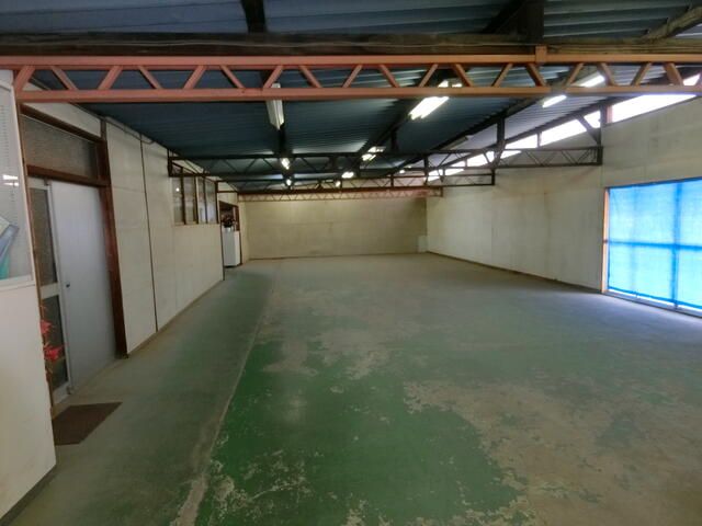 Land for Sale in Tatebayashi, Gunma with Shop-Residence Building - Thumbnail 3