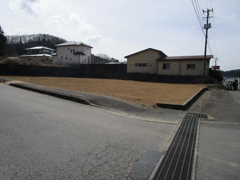 810 sqm Corner Plot Land for Sale in Shirakawa, Fukushima - Thumbnail 2