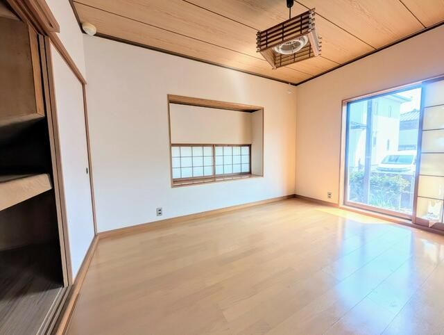 Land with 1982 House for Sale in Sodegaura, Chiba - Thumbnail 4