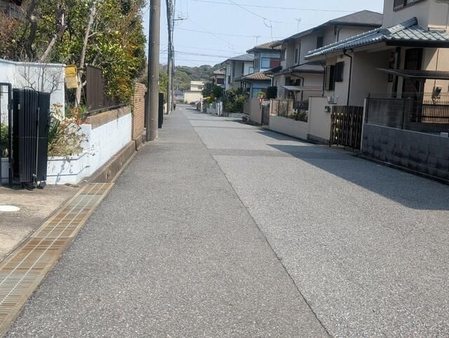 Land with 1982 House for Sale in Sodegaura, Chiba - Thumbnail 2