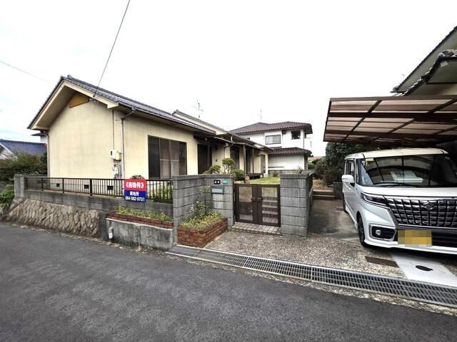 1995 Single-Story House in Fukuyama's Kasugadai | 2SLDK, 289sqm Land - Image 7