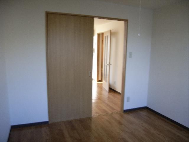1LDK Apartment for Rent in Kitami, Hokkaido - 50,000 Yen - Thumbnail 4
