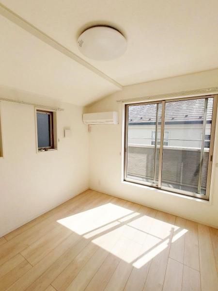 2022 Built 2LDK House for Sale in Mitaka, Tokyo - Image 3