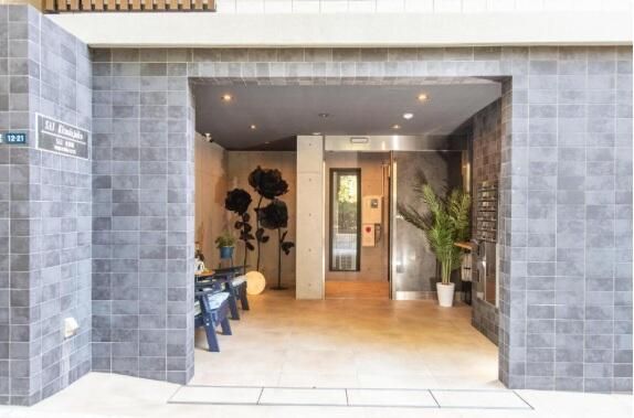New 2025 Apartment Building for Sale in North Shinjuku, Tokyo - Thumbnail 3