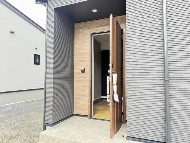 New 5LDK House in Fujieda, Shizuoka - Seismic Grade 3 & ZEH - Thumbnail 3