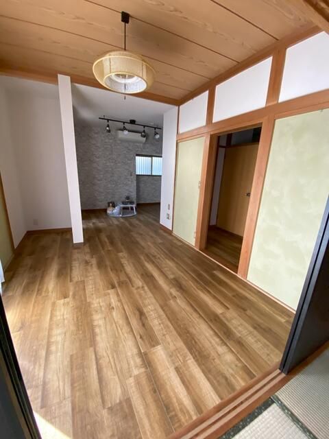 4LDK Detached House for Rent in Akiruno, Tokyo - Thumbnail 3