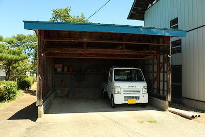 A two-storey house with a field, garden and warehouse, located in a rural village in the Aizu Basin: Villas, Real Estate, Properties for Sale, Hometown Information Centre: Nationwide Country Living Property Data — Image 1, Aizumisato, Fukushima