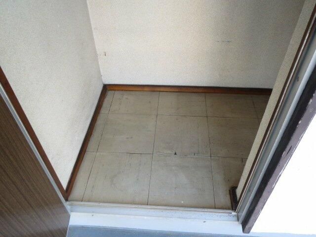 1K Apartment for Rent in Miyazawa-dai, Kawasaki City - Thumbnail 4