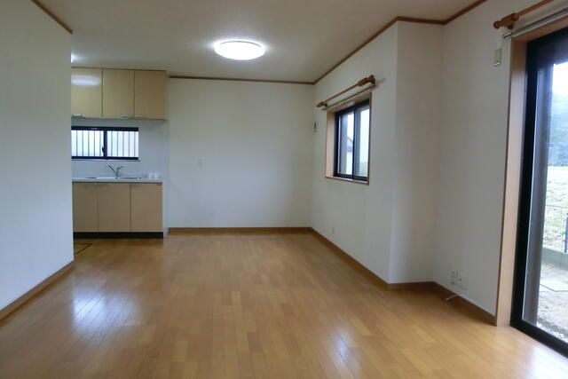 4LDK Detached House in Toride, Ibaraki – 98.74m² - Thumbnail 4