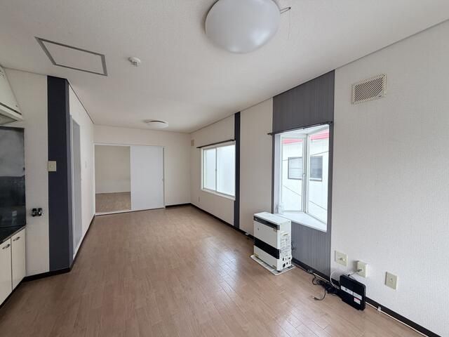 1LDK Apartment for Rent in Sapporo Chuo Ward, Hokkaido - Thumbnail 3
