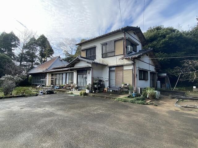 Spacious 6DK House with Kominka on Large Plot in Mobara, Chiba - Thumbnail 4